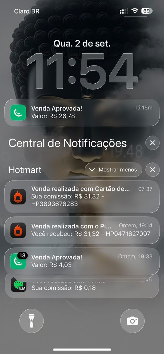 Print de venda comemorada no grupo da escola